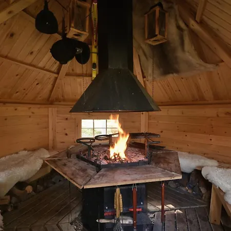 Northern Delight Saivu & Ulda, Next To Reindeer Farm, Including Lappish Hut And Skiroom * Levi