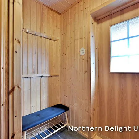 Northern Delight Saivu & Ulda, Next To Reindeer Farm, Including Lappish Hut And Skiroom